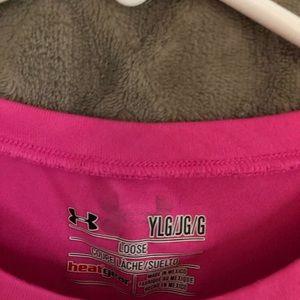 Under armour t shirt